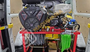 FORD TRANSIT CUSTOM CON EQUIPO DE DESATASCOS DE 35 CV lleno