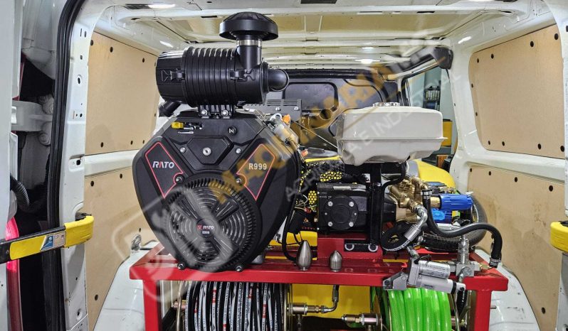 FORD TRANSIT CUSTOM CON EQUIPO DE DESATASCOS DE 35 CV lleno