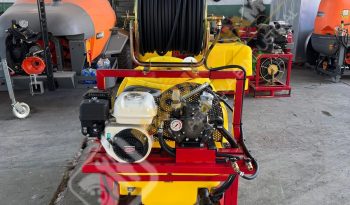 EQUIPO PICK UP DE FUMIGACIÓN 600 L CON ENROLLADOR DE 100 M lleno