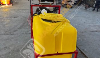 EQUIPO PICK UP DE FUMIGACIÓN 600 L CON ENROLLADOR DE 100 M lleno