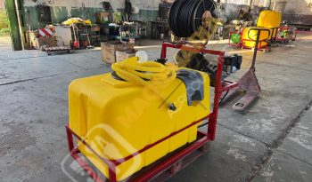EQUIPO PICK UP DE FUMIGACIÓN 600 L CON ENROLLADOR DE 100 M lleno