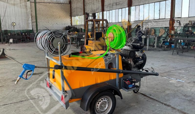 EQUIPO DE LIMPIEZA DE LARGO ALCANCE CON 35 CV  Y ENROLLADOR DE 150 M lleno