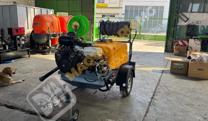 EQUIPO DE LIMPIEZA DE LARGO ALCANCE CON 35 CV  Y ENROLLADOR DE 150 M lleno