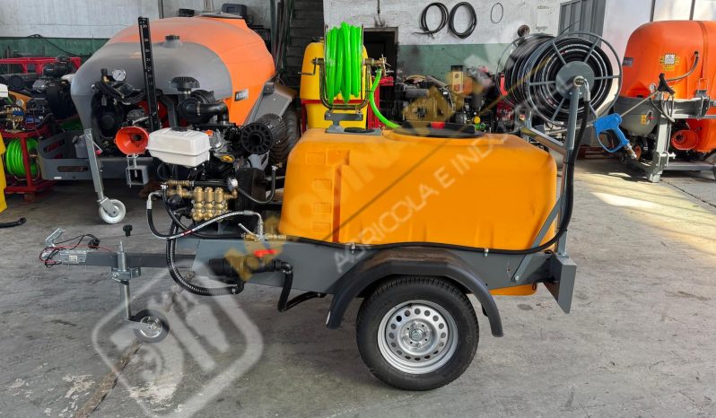 EQUIPO DE LIMPIEZA DE LARGO ALCANCE CON 35 CV  Y ENROLLADOR DE 150 M lleno