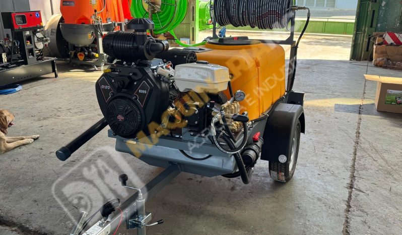 EQUIPO DE LIMPIEZA DE LARGO ALCANCE CON 35 CV  Y ENROLLADOR DE 150 M lleno