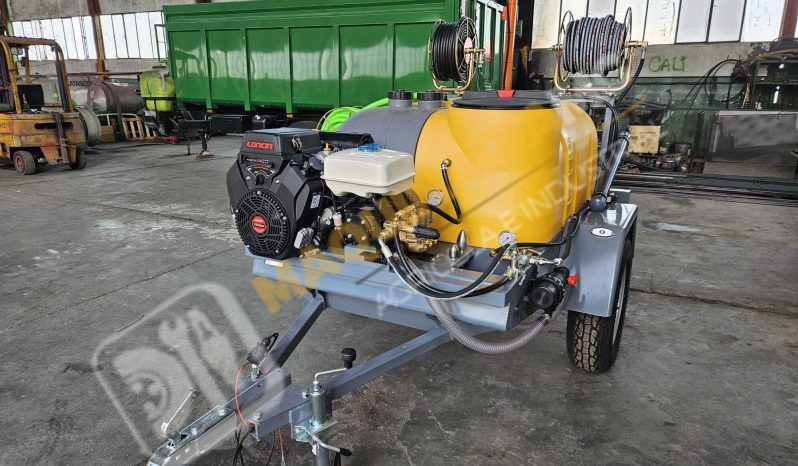 EQUIPO LIMPIEZA Y DESINFECCIÓN GRIPE AVIAR lleno
