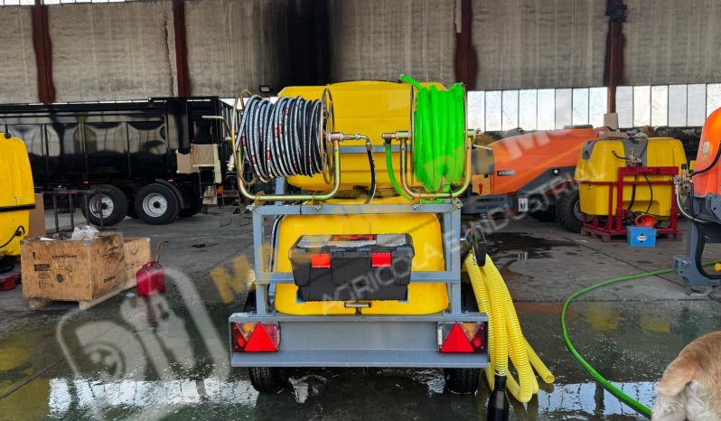 EQUIPO ARRASTRADO DE SUCCIÓN Y DESATASCOS 600 + 300 LITROS lleno