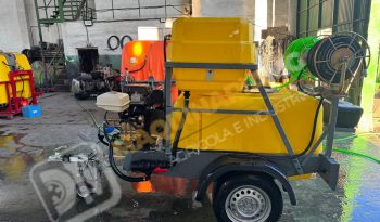 EQUIPO ARRASTRADO DE SUCCIÓN Y DESATASCOS 600 + 300 LITROS lleno