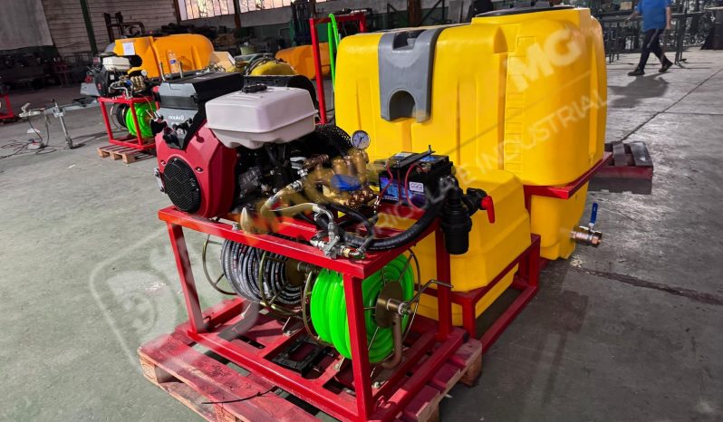 EQUIPO DE SUCCIÓN Y DESATASCOS 800 + 300 LITROS lleno