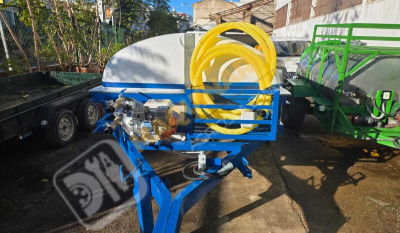 CUBA DE 4000 LITROS PARA RIEGO E INCENDIOS lleno