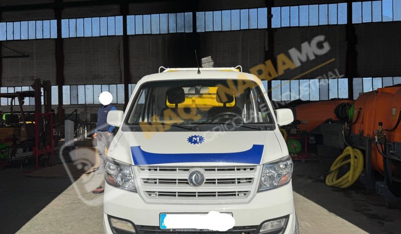 EQUIPO DE LIMPIEZA, SUCCIÓN Y DESATASCOS 800 + 800 LITROS 35 CV lleno