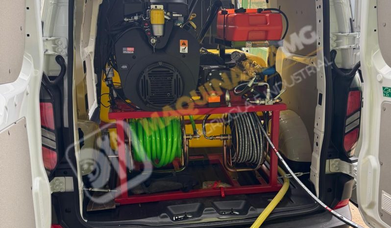 MONTAJE DE EQUIPOS DE DESATASCOS EN FURGONETAS lleno