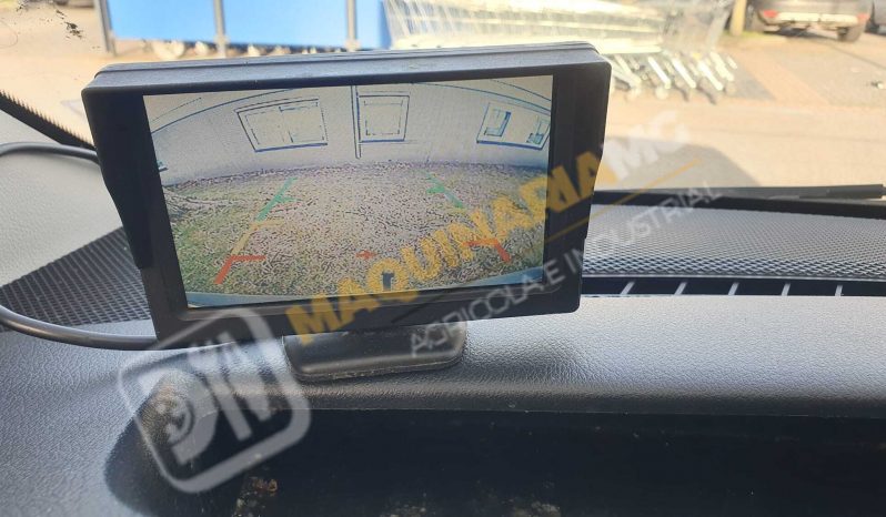 FURGONETAS CON EQUIPOS DE DESATASCOS, LIMPIEZA Y SUCCIÓN lleno