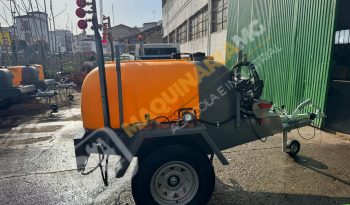 CUBA DE 1000 LITROS CON 2 TORRETAS lleno