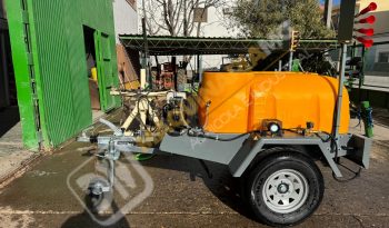 CUBA DE 1000 LITROS CON 2 TORRETAS lleno