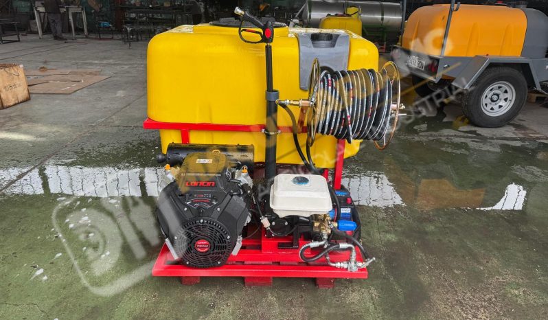 EQUIPO LIMPIEZA DE ALTA PRESIÓN lleno