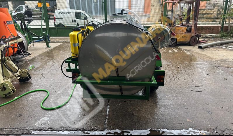 EQUIPO DE EXTINCIÓN DE INCENDIOS 2000 LITROS lleno