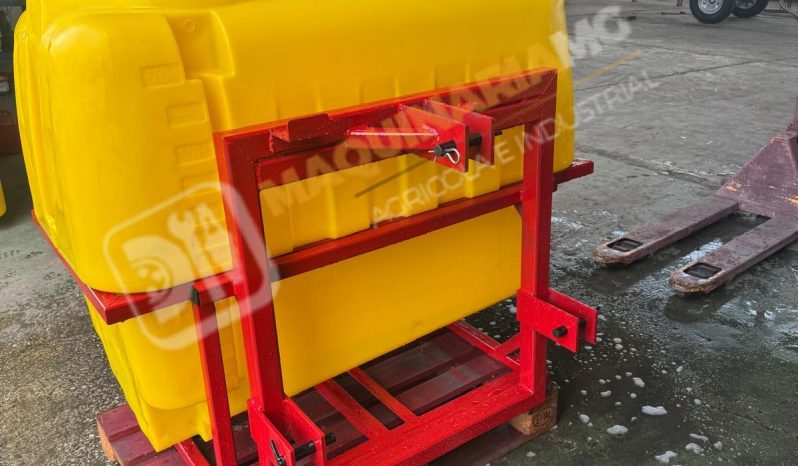 EQUIPO EXTINCIÓN DE INCENDIOS PARA TRACTOR lleno