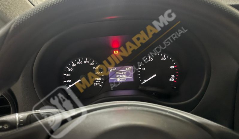 FURGONETA VITO CON EQUIPO DE DESATASCOS, LIMPIEZA Y SUCCIÓN lleno