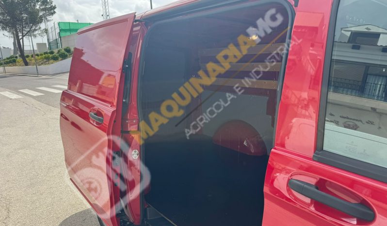 FURGÓN VITO CON EQUIPO DE DESATASCOS, SUCCIÓN Y LIMPIEZA lleno