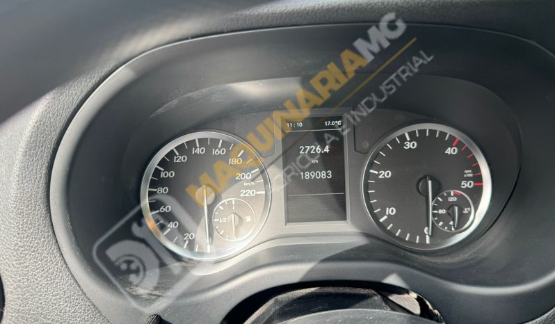 FURGÓN VITO CON EQUIPO DE DESATASCOS, SUCCIÓN Y LIMPIEZA lleno