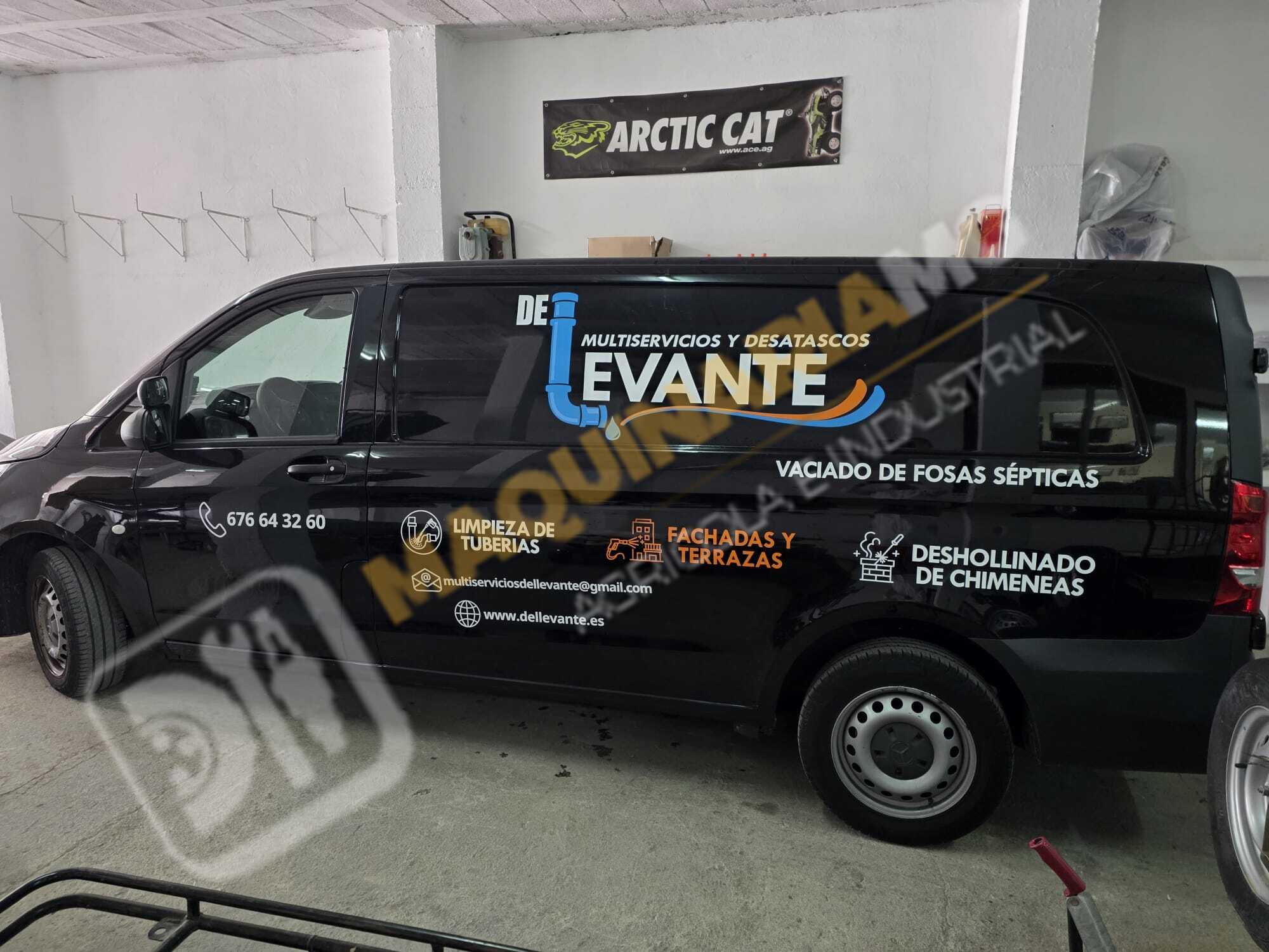 FURGONETA VITO CON EQUIPO DE DESATASCOS, LIMPIEZA Y SUCCIÓN