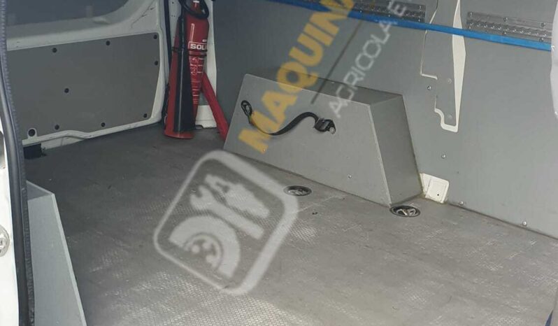 FURGÓN VITO CON EQUIPO PARA DESATASCOS, LIMPIEZA Y SUCCIÓN lleno
