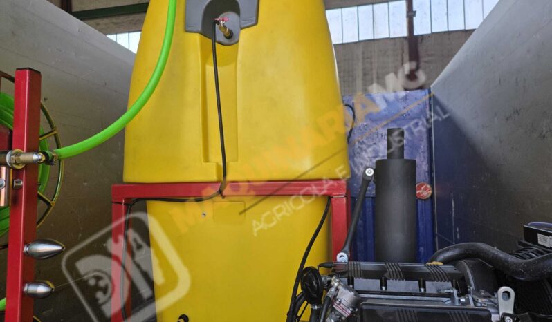EQUIPO DE LIMPIEZA Y DESATASCOS 1500 LITROS 28 CV DIESEL lleno