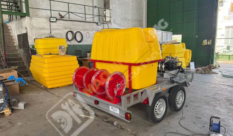 EQUIPO DIESEL 4 CILINDROS PARA LIMPIEZA Y DESATASCOS lleno