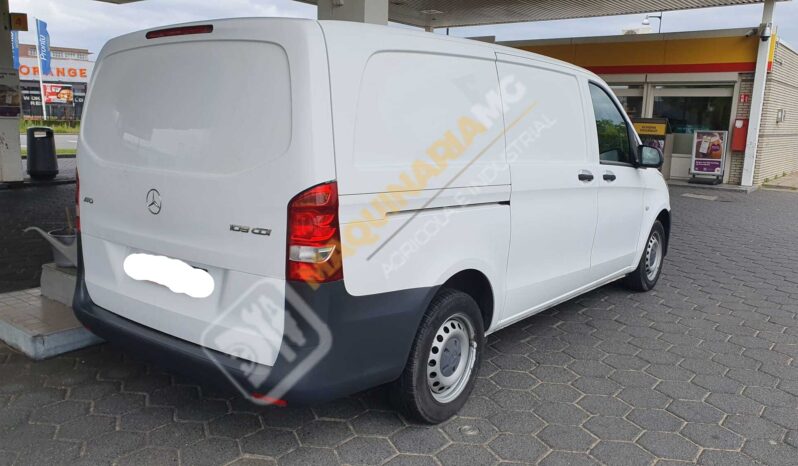 DISPONEMOS DE UNA AMPLIA GAMA DE FURGONETAS VITO CON EQUIPOS DE DESATASCOS lleno