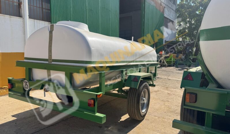 CUBA 6000 LITROS PARA RIEGO lleno