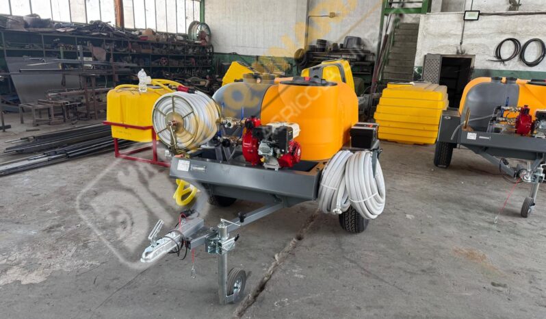EQUIPO DE EXTINCIÓN DE INCENDIOS 1000 LITROS MOD. VEJER lleno