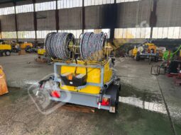 EQUIPO DE LIMPIEZA Y DESATASCOS 600 L CON MOTOR 35 CV Y 2 ENROLLADORES DE 100 M lleno