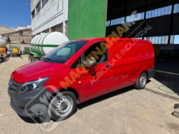 FURGONETA MERCEDES VITO CON EQUIPO DE DESATASCOS DE 35 CV lleno