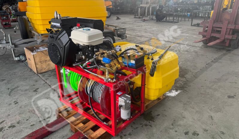 EQUIPO DESATASCOS 35 CV  250 BARES Y 80 LITROS CON ENROLLADOR ELÉCTRICO lleno