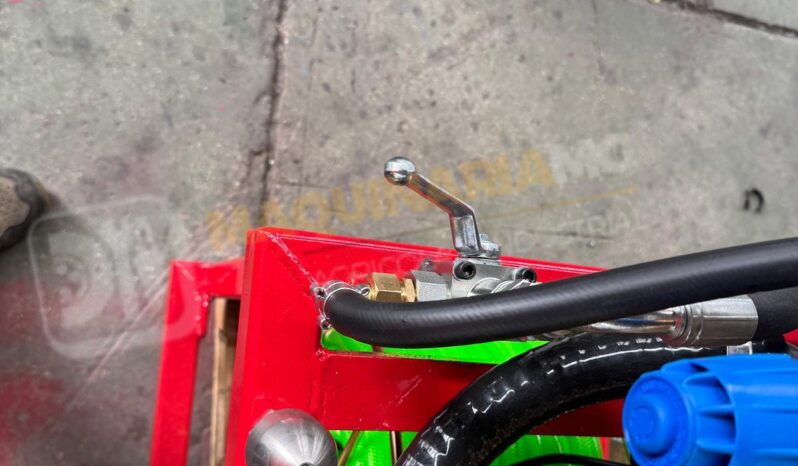 EQUIPO DESATASCO 600 + 600 LITROS DE 35CV 250 BARES 80 LITROS Y MANDO ARRANQUE Y PARE lleno