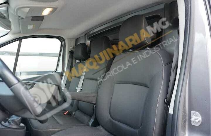 FURGÓN RENAULT TRAFIC CON EQUIPO PARA DESATASCOS, LIMPIEZA Y SUCCIÓN lleno