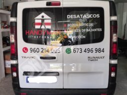 FURGÓN PARA DESATASCOS, LIMPIEZA Y DESINFECCIÓN lleno