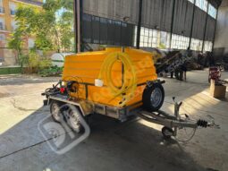 EQUIPO DE 2000 LITROS PARA RIEGO, FUMIGACIÓN E INCENDIOS lleno