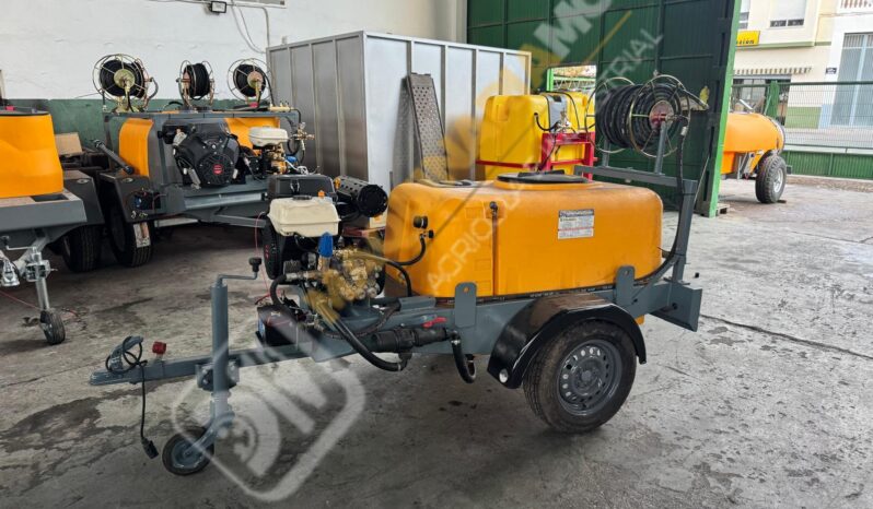 EQUIPO DE OCASIÓN 600 LITROS DESATASCOS lleno