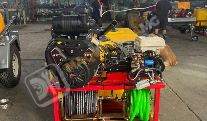 EQUIPO DESATASCO 600 + 600 LITROS DE 35CV CON MANDO DE 3 FUNCIONES lleno