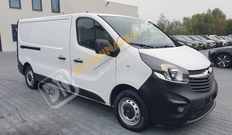 FURGÓN OPEL VIVARO CON EQUIPO DE DESATASCOS DE 35 CV lleno