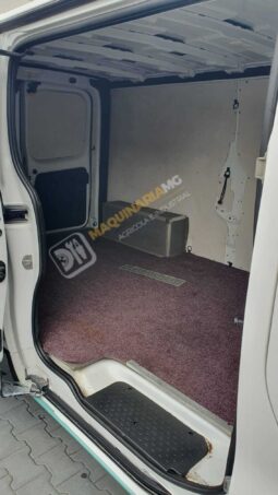 FURGÓN OPEL VIVARO CON EQUIPO DE DESATASCOS DE 35 CV lleno