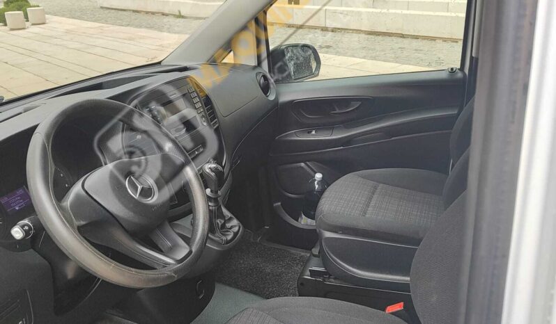 FURGÓN MERCEDES VITO CON EQUIPO DE DESATASCOS DE 35 CV lleno