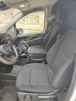 FURGÓN MERCEDES VITO CON EQUIPO DE DESATASCOS DE 35 CV lleno