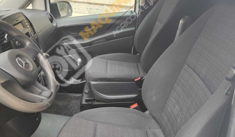 FURGÓN MERCEDES VITO CON EQUIPO DE DESATASCOS DE 35 CV lleno