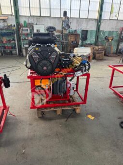 EQUIPO DESATASCOS 35 CV 250 BARES Y 80 LITROS DE 600 LITROS CON ENROLLADOR ELÉCTRICO lleno