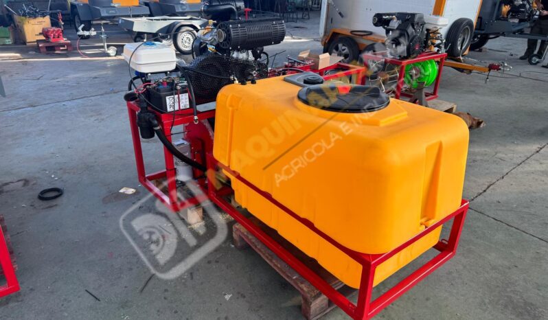 EQUIPO DESATASCOS 35 CV 250 BARES Y 80 LITROS DE 600 LITROS CON ENROLLADOR ELÉCTRICO lleno