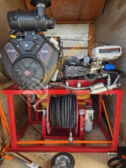EQUIPO DESATASCOS 35 CV 250 BARES Y 80 LITROS DE 600 LITROS CON ENROLLADOR ELÉCTRICO lleno