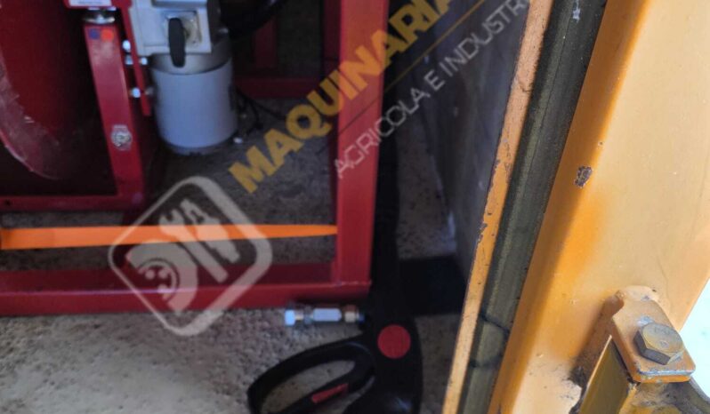 EQUIPO DESATASCOS 35 CV 250 BARES Y 80 LITROS DE 600 LITROS CON ENROLLADOR ELÉCTRICO lleno
